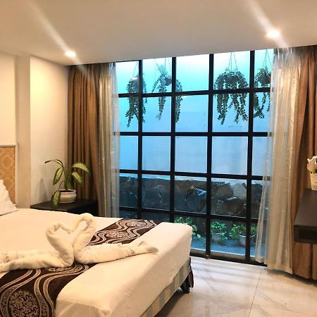 Aan Loc Phu Hotel Thành Pho Ho Chí Minh Esterno foto